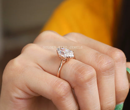 Dutch Marquise Solitaire Ring in 18K