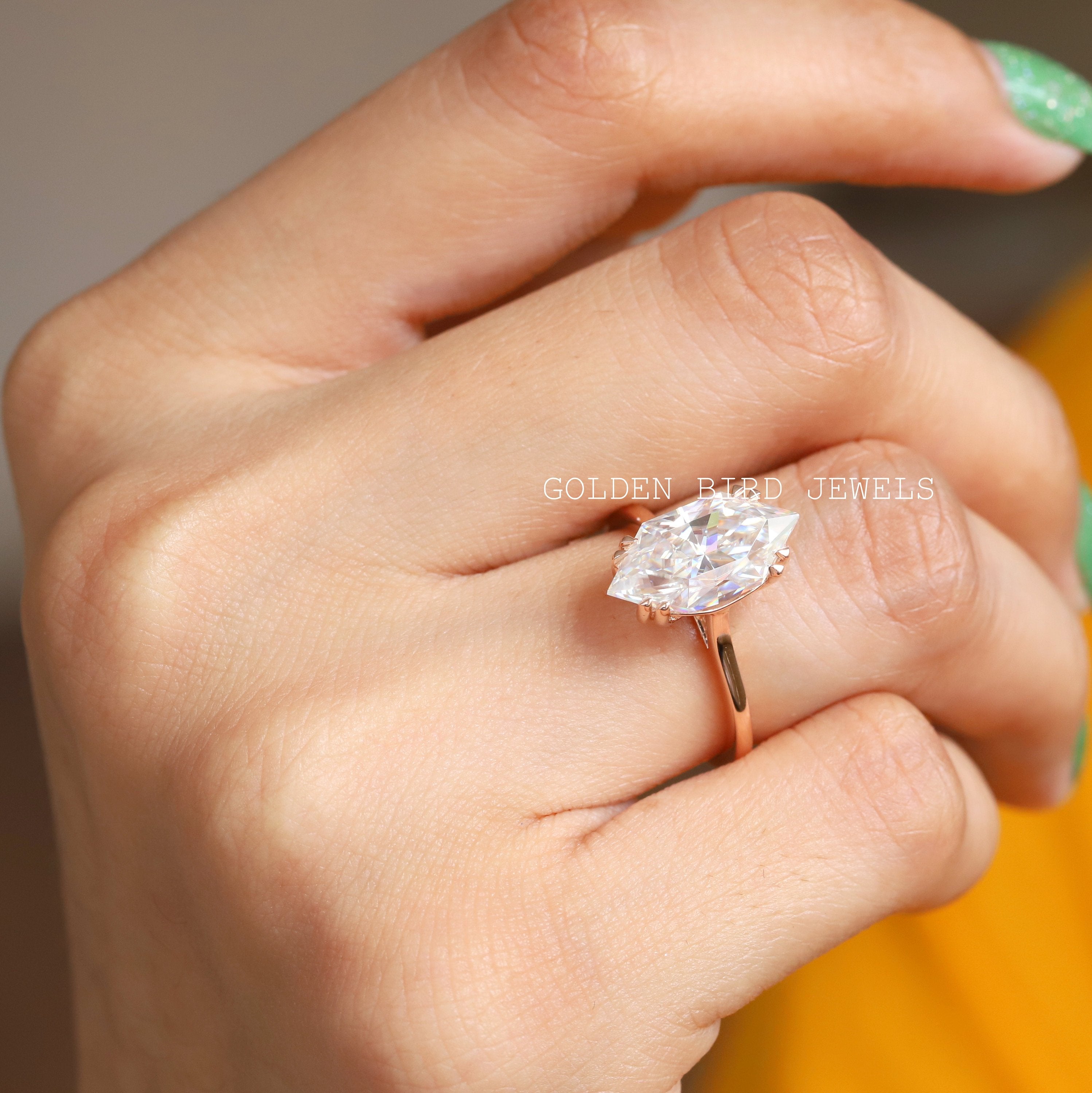 Dutch Marquise Solitaire Ring in 9K
